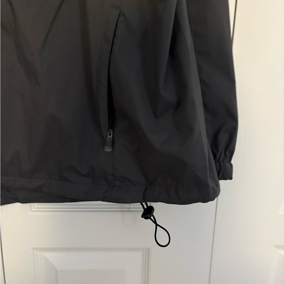 ✨FINAL MARKDOWN ✨ MUST GO ✨ EUC. Las Vegas golden knights men’s windbreaker - Picture 4 of 8